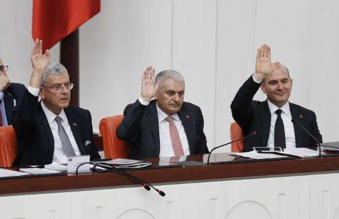 3 Bakanlığın Bütçesi Kabul Edildi