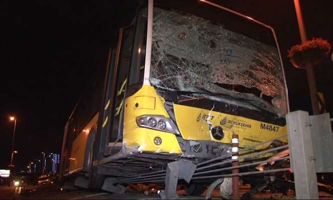 5 Ölümlü Metrobüs Kazası Kamerada