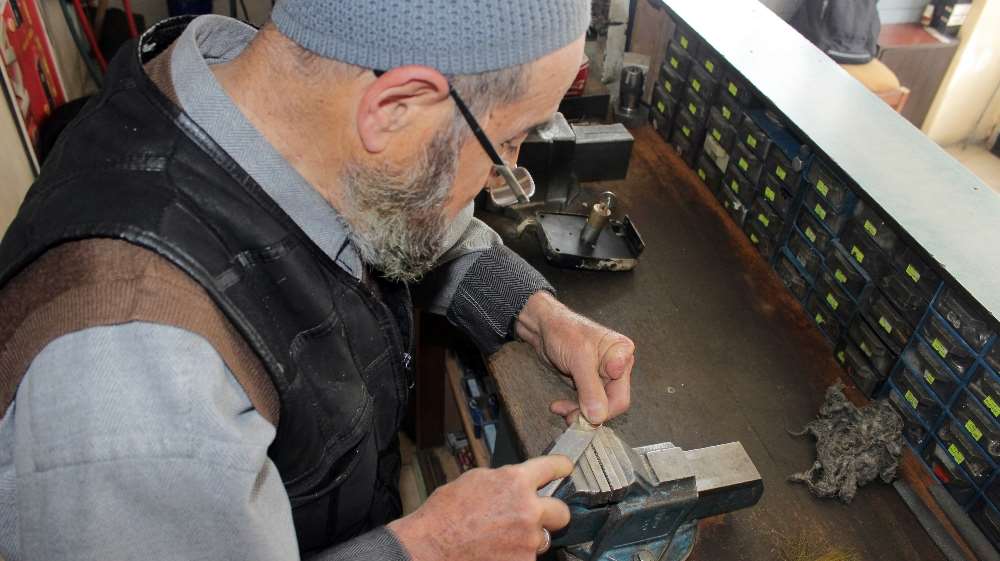 63 Yıldır Bu İşi Yapıyor