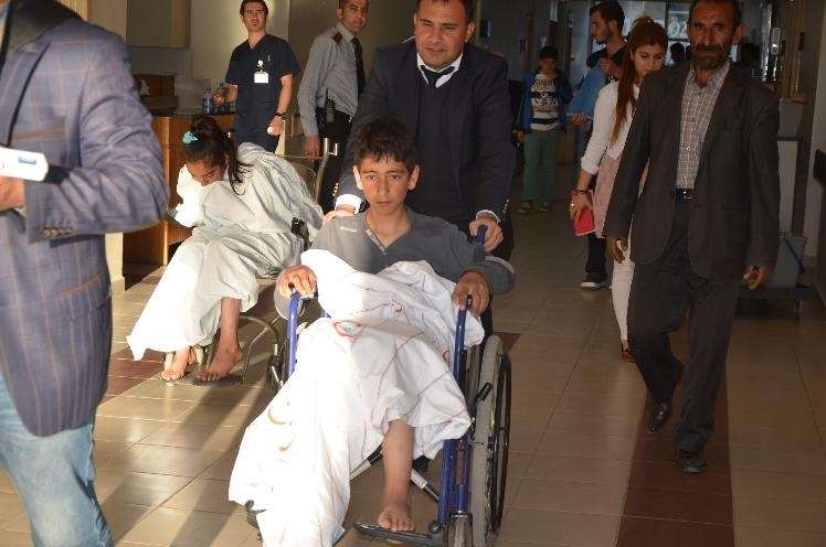 90 Öğrenci Hastanelik Oldu