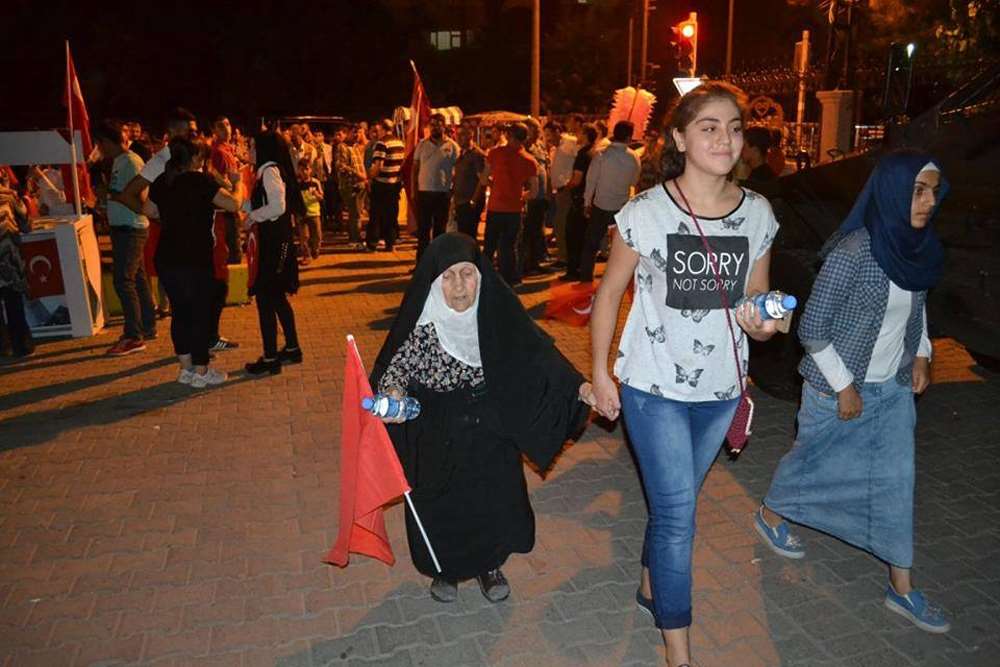 96 Yaşında Demokrasi Nöbetinde