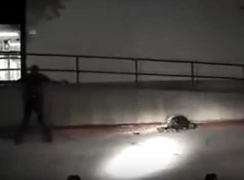 Abd Polisi Yine Acımadı