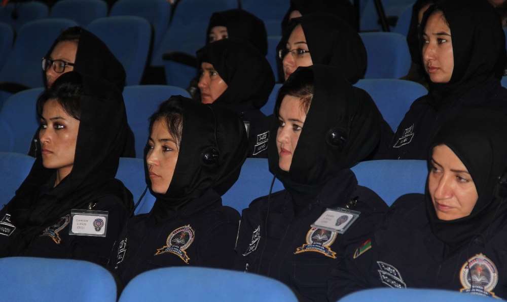 Afgan Kadın Polislere Türkiye’de ’özel Harekat’ Eğitimi
