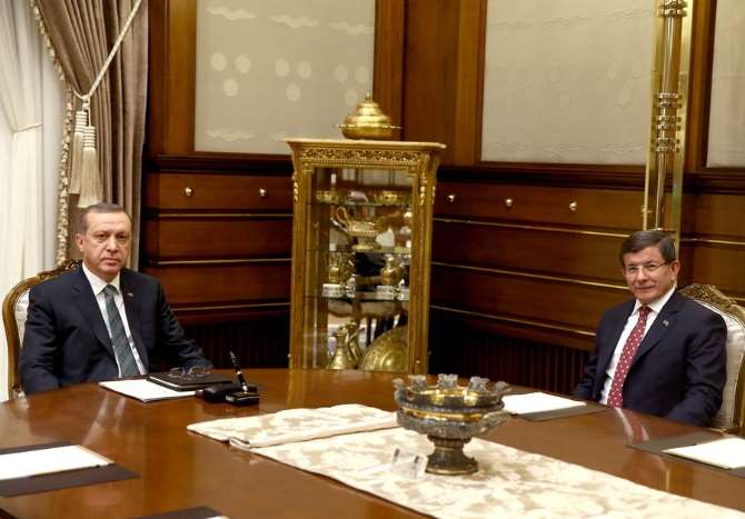 Ahmet Davutoğlu’nu Kabul Etti