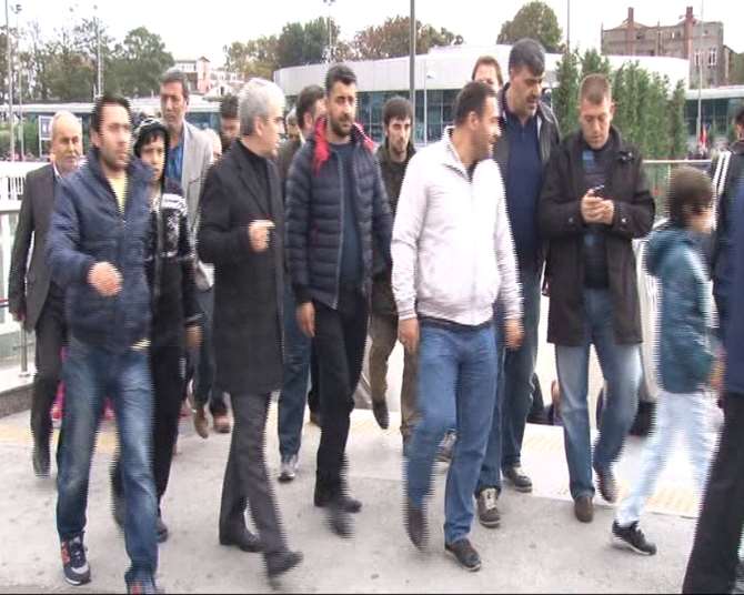 Ak Parti Mitingi İçin Yenikapı’ya Akın Ettiler