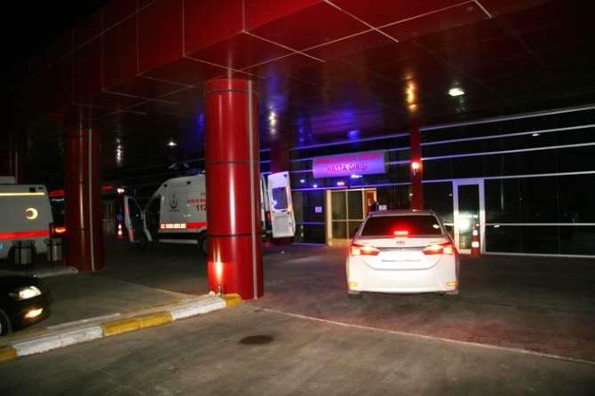 Ak Partili Milletvekilleri Kaza Yaptı