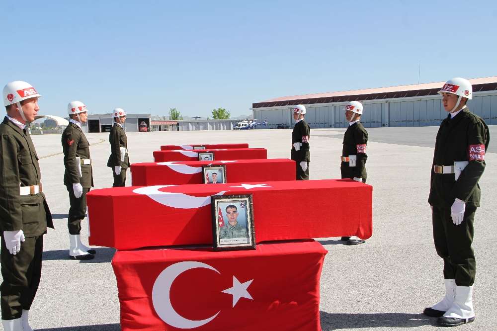 Aktütün Şehitlerine Uğurlama