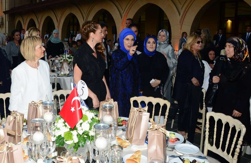 Ali Koç’tan Davetlilere ’diş Kirası’