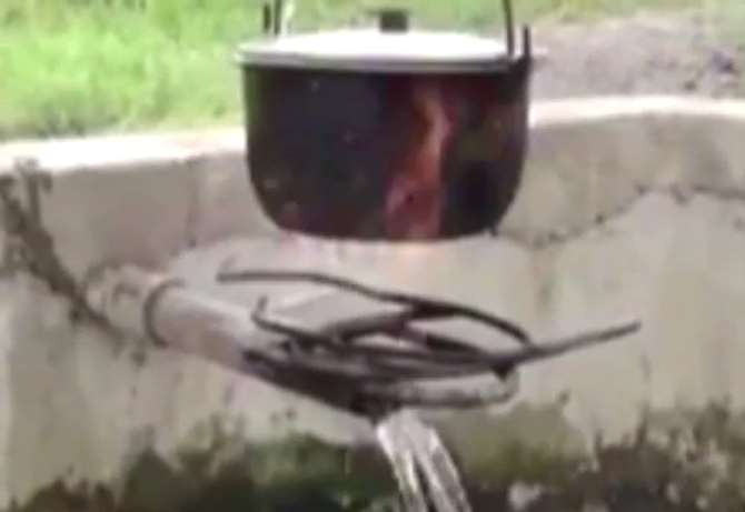 Altı Su Üstü Ateş
