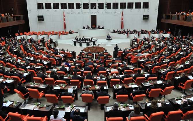 Anayasa Komisyonu İlk Toplantısını Yaptı