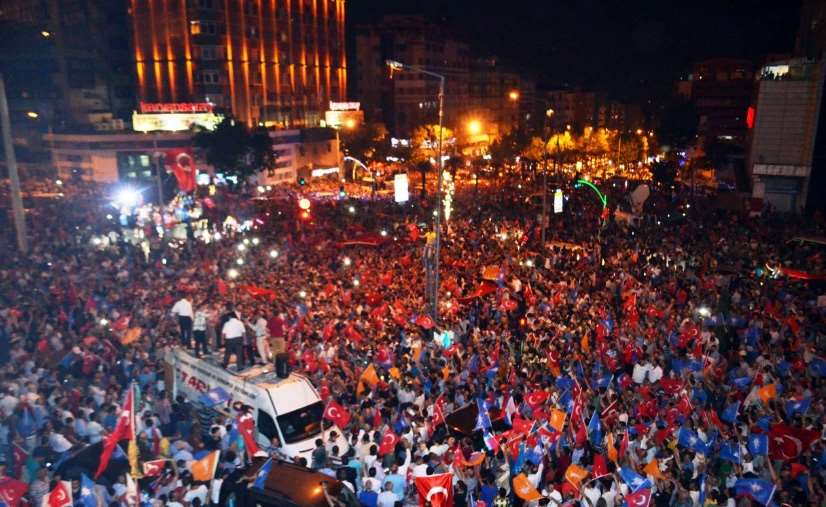 Antalya Darbeye Karşı Tek Yürek