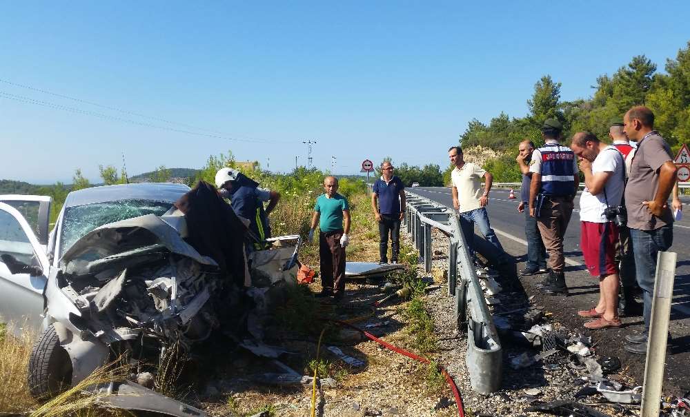Antalya’da Feci Kaza: 2 Ölü, 6 Yaralı