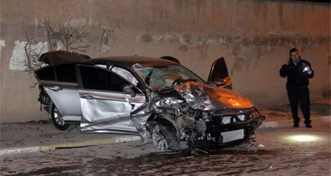 Aşırı Hız Can Aldı: 1 Ölü 3 Yaralı