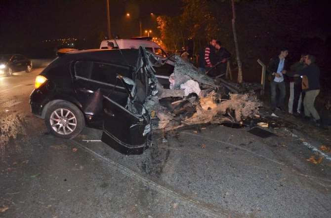 Aşırı Hız Ve Dikkatsizlik Can Aldı