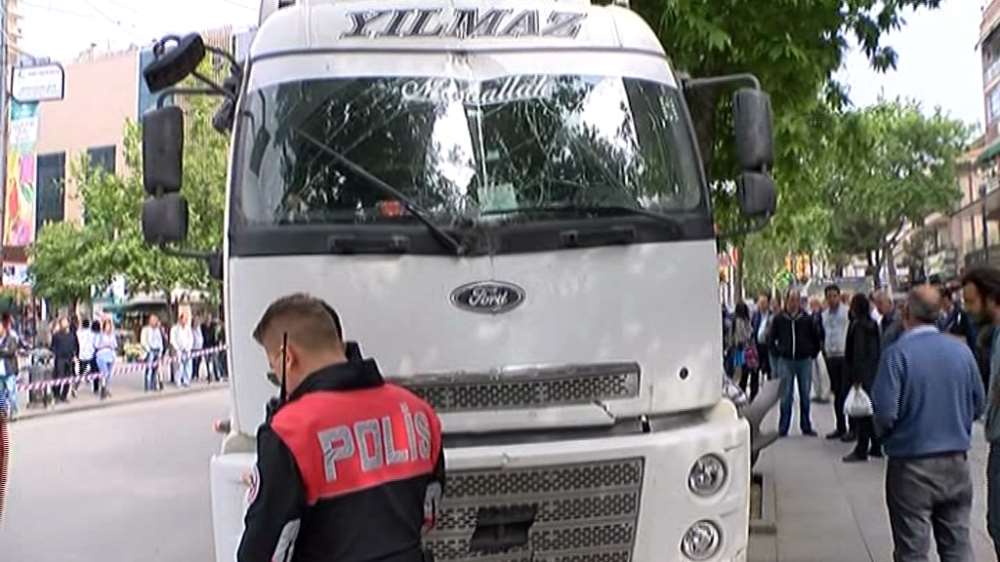 Bağdat Caddesi’nde Hafriyat Kamyonu Dehşeti