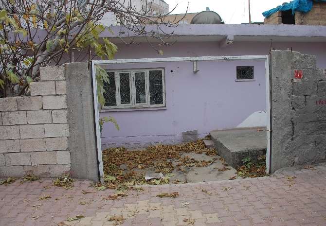 Bahçe Kapısını Çaldılar