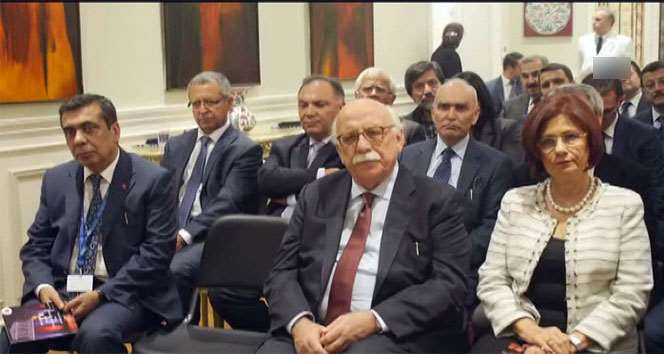 Bakan Avcı Paris’te İdil Biret Piyano Konserini İzledi