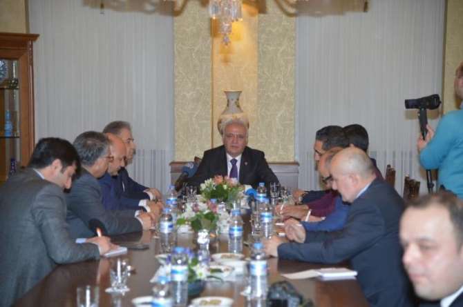 Bakan Elitaş’tan Abd Ve Ab’ye Suriye Eleştirisi
