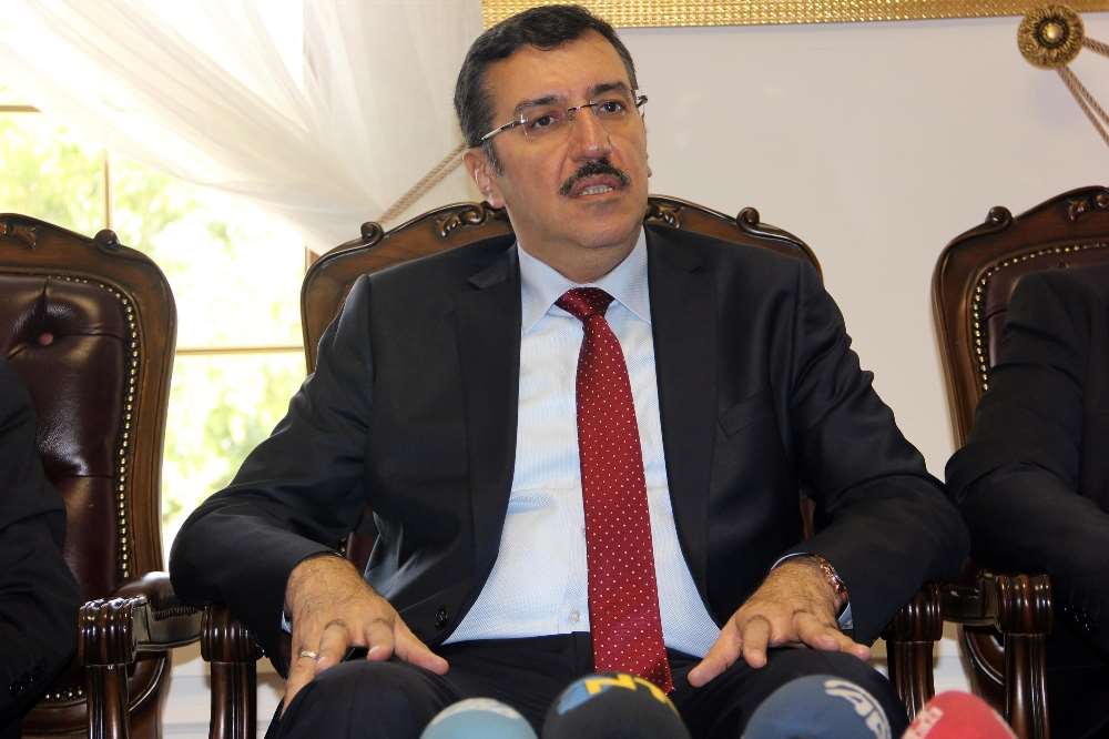 Bakan Memura Sahip Çıktı