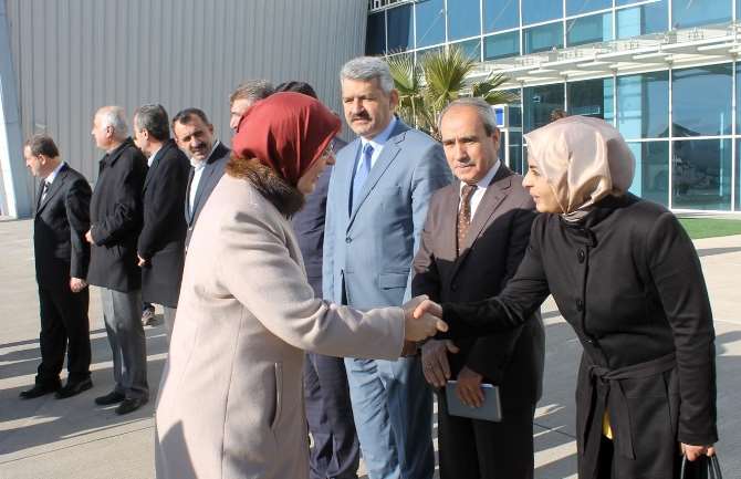Bakan Ramazanoğlu: Uzunca Bir Süre Bölgede Olacağız