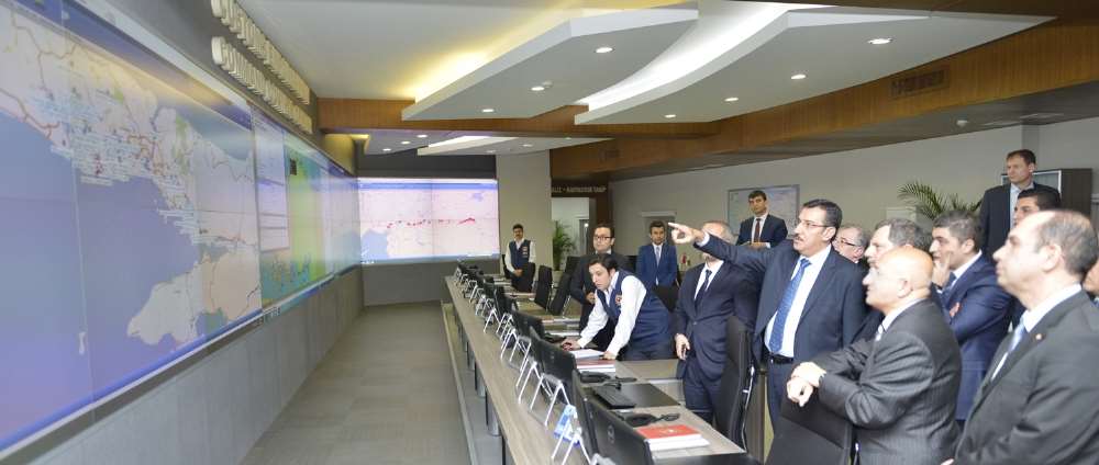 Bakan Tarihi Operasyonu Canlı İzledi