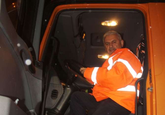 Bakan Yıldırım Direksiyon Başına Geçti