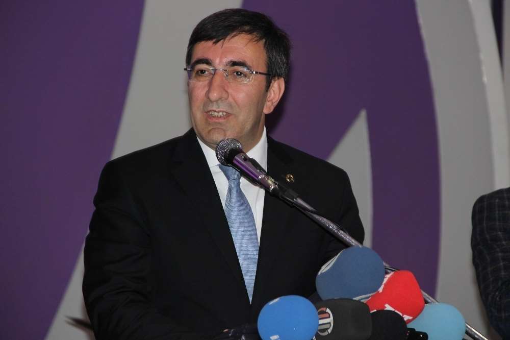 Bakan Yılmaz 2015 Rakamlarını Değerlendirdi