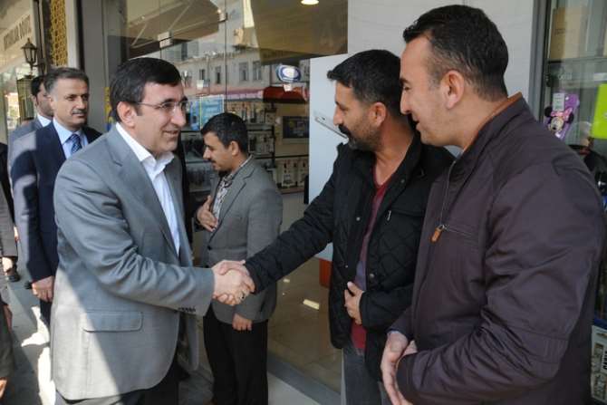 Bakan Yılmaz’a Cizre’de Yoğun İlgi