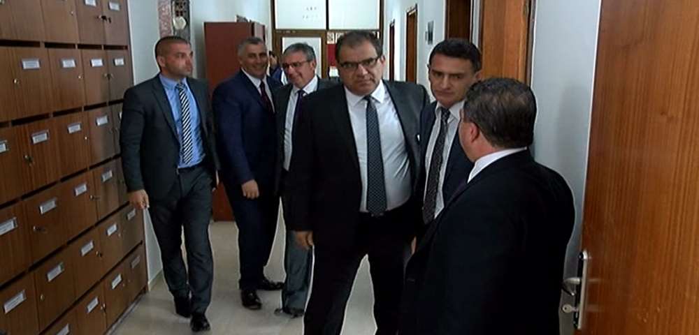 Bakanlar İstifalarını Sundu