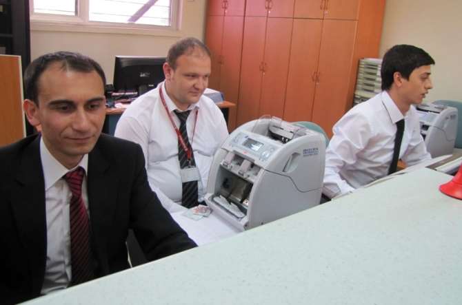 Bankalarda Çalışan Sayısı Arttı