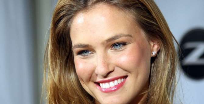 Bar Refaeli Geyşa Ruhlu Biri