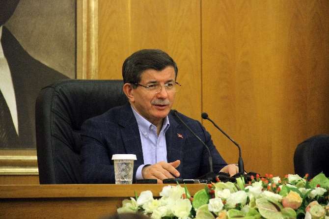 Başbakan Davutoğlu, Suudi Kralı İle Görüştü