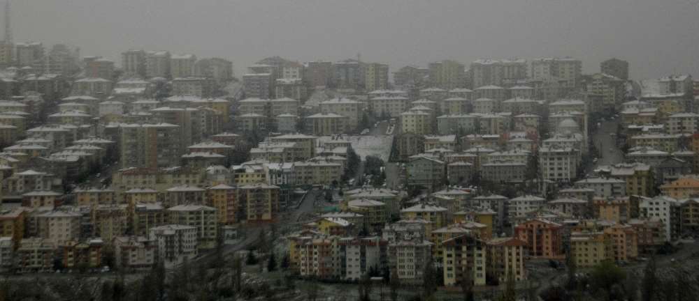 Başkent Beyaza Büründü