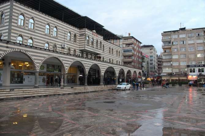 Bir Buçuk Milyon Nüfuslu Diyarbakır Çağrıya Ses Vermedi