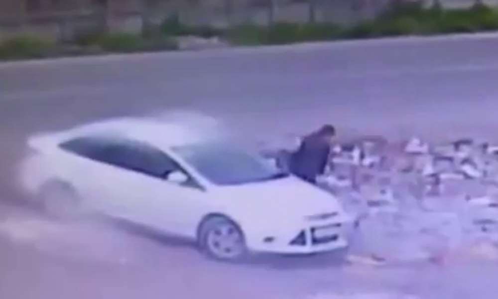 Bombalı Araç Patlama Bölgesine Böyle Bırakılmış