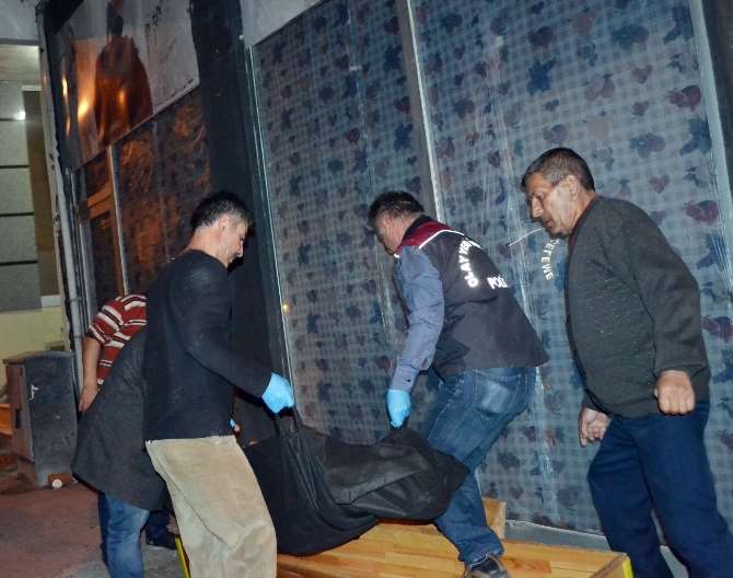Bonzaiden Ölen Gencin Evi Cemaatin Çıktı