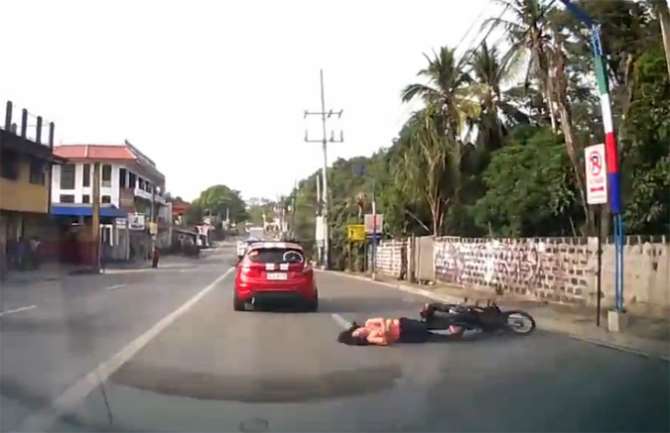 Bu Korkunç Kazaya Futbol Topu Yol Açtı