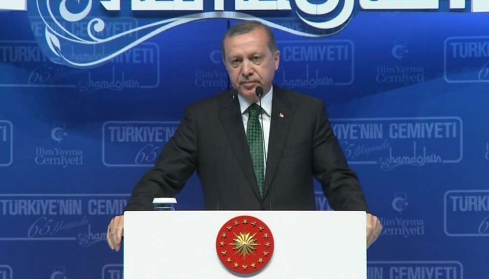 Bu Millet Kendi Göbeğini Kendisi Kesecektir