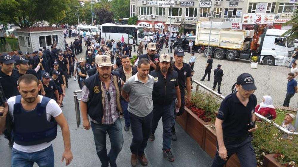 Bursa’da 12 Tutuklama