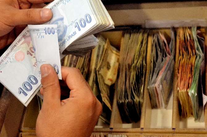 Bütçe 2015’te 22 Milyar 606 Milyon Tl Açık Verdi