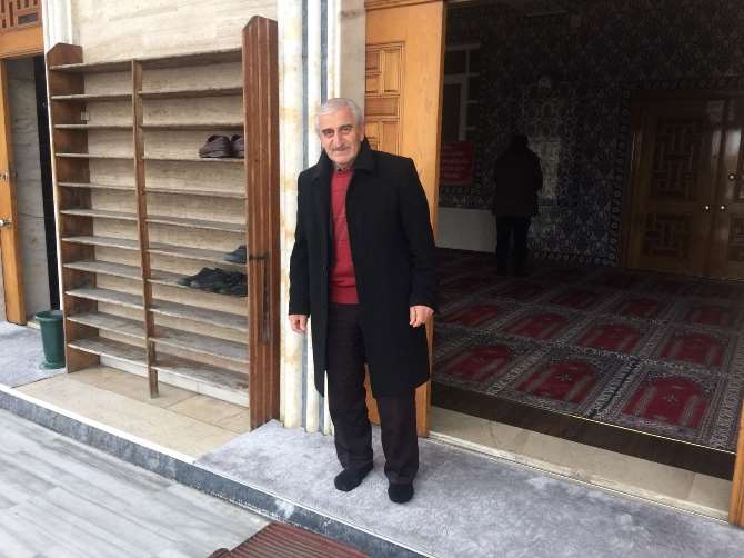Camide Ayakkabısını Çaldıran Rizeli: Bari Fakir Biri Çalsaydı