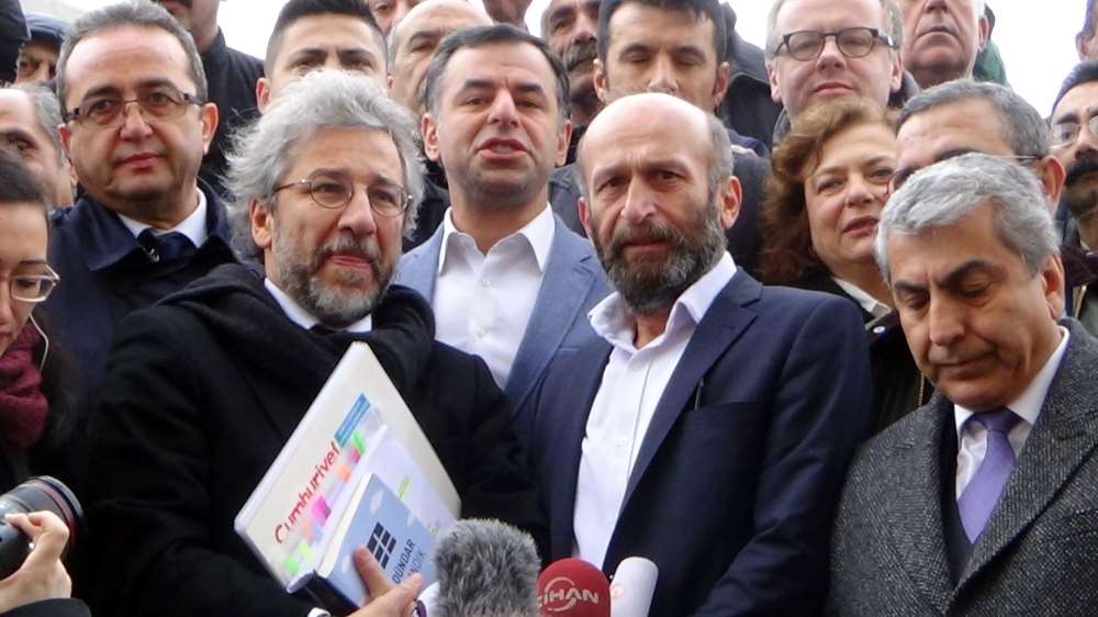 Can Dündar Ve Erdem Gül’e Hapis Cezası