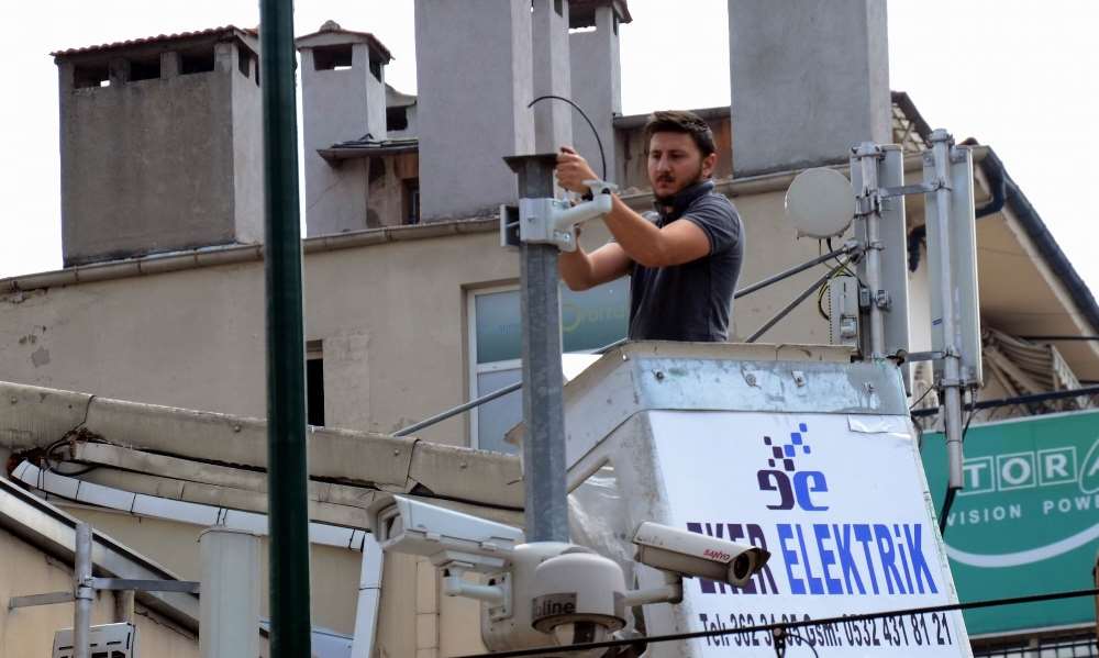 Canlı Bomba Saldırısı Sonrası Sayısı 2 Bin 500’e Çıkarılıyor