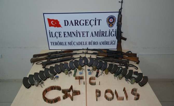 Cephanelik Gibi Eve Baskın