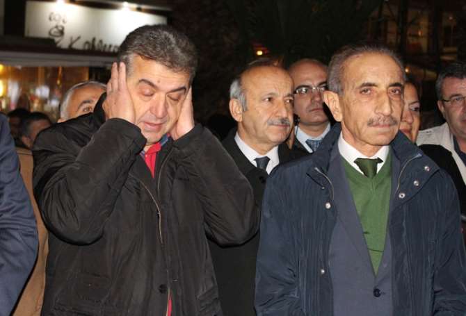 Chp’li Akkaya’yı Ağlatan Açılış