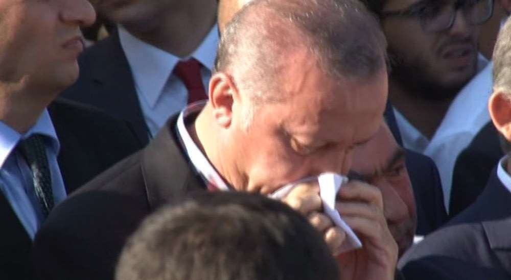 Cumhurbaşkanı Erdoğan Cenazede Gözyaşlarına Boğuldu