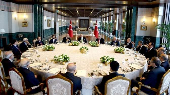 Cumhurbaşkanlığı Sofrası’nda İki Konu Ele Alındı