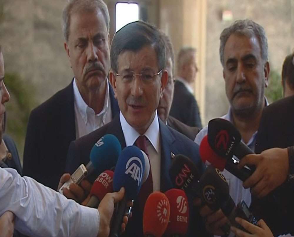 Davutoğlu: Bu Demokrasi Destanıdır