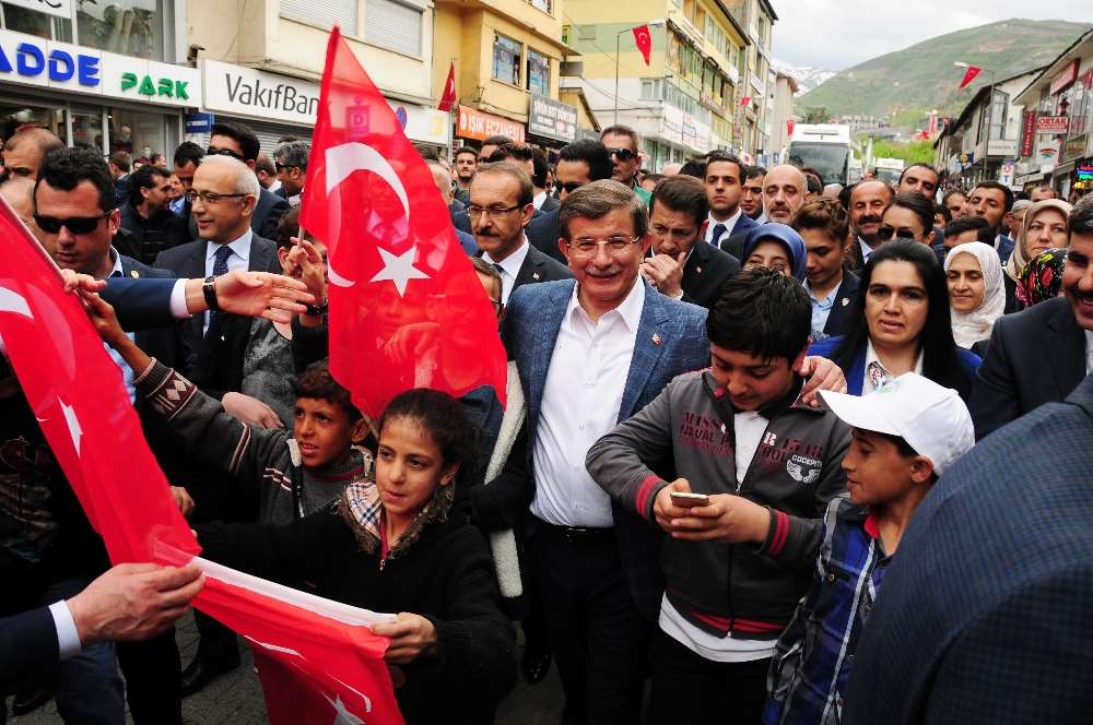 Davutoğlu: Halep’i Esir Edenler Bilsinler Ki Halep De Özgür Olacak