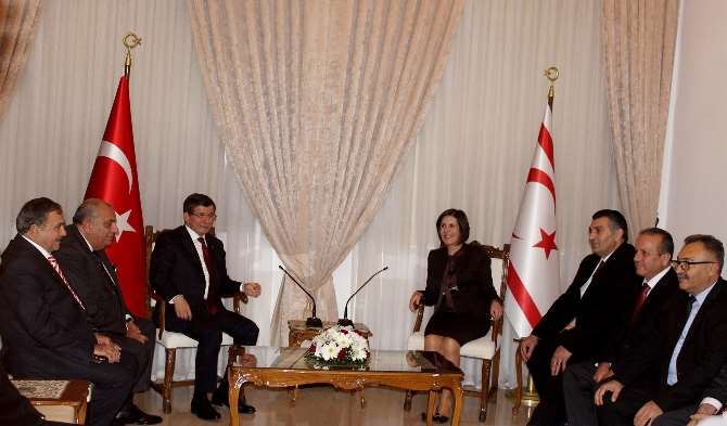 Davutoğlu Meclis Başkanıyla Görüştü